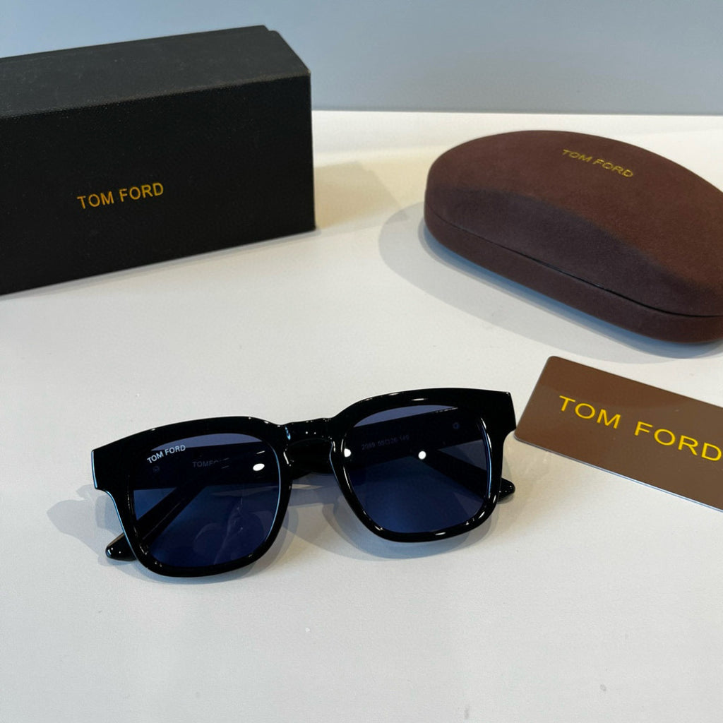 Tom Ford Fashion Black Lens Sunglasses for Men & Women - 449943 - detail image 8