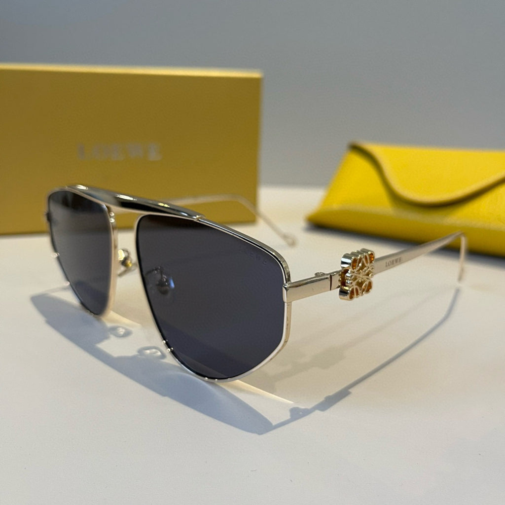 Loewe Fashion Silver Lens Sunglasses for Men & Women - 416397 - detail image 3