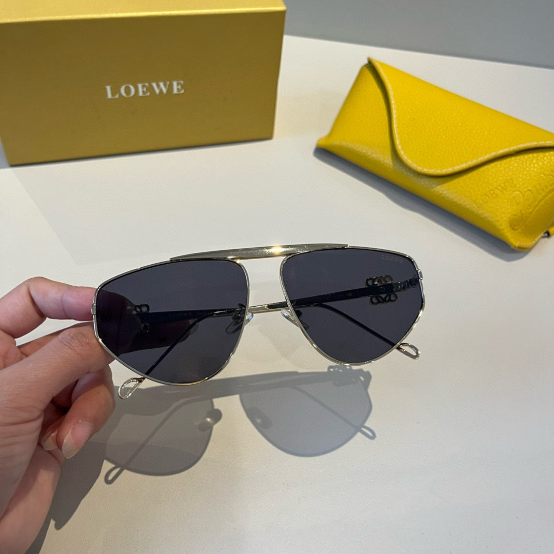 Loewe Fashion Silver Lens Sunglasses for Men & Women - 416397 - detail image 10