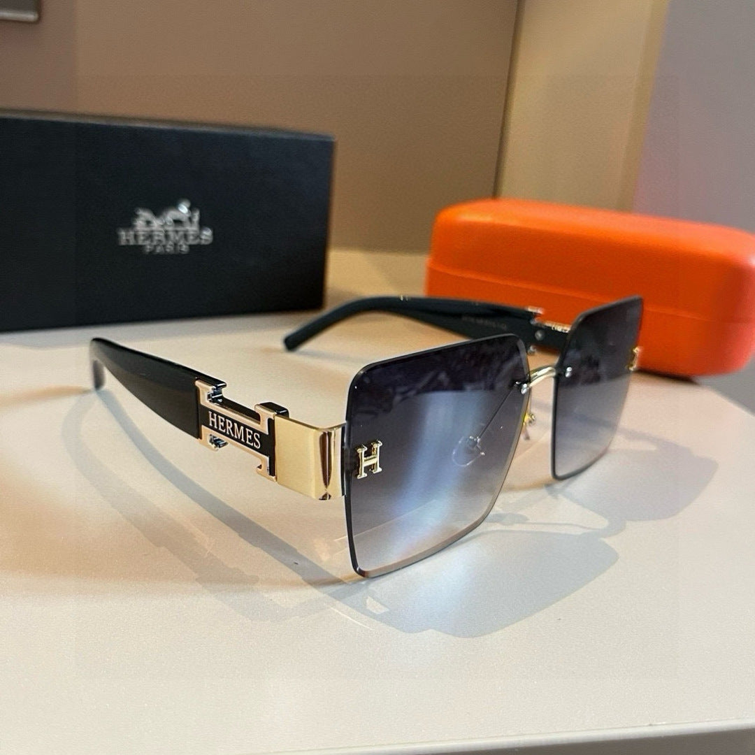 Hermès Oversized Gold Lens Sunglasses for Women - 416531