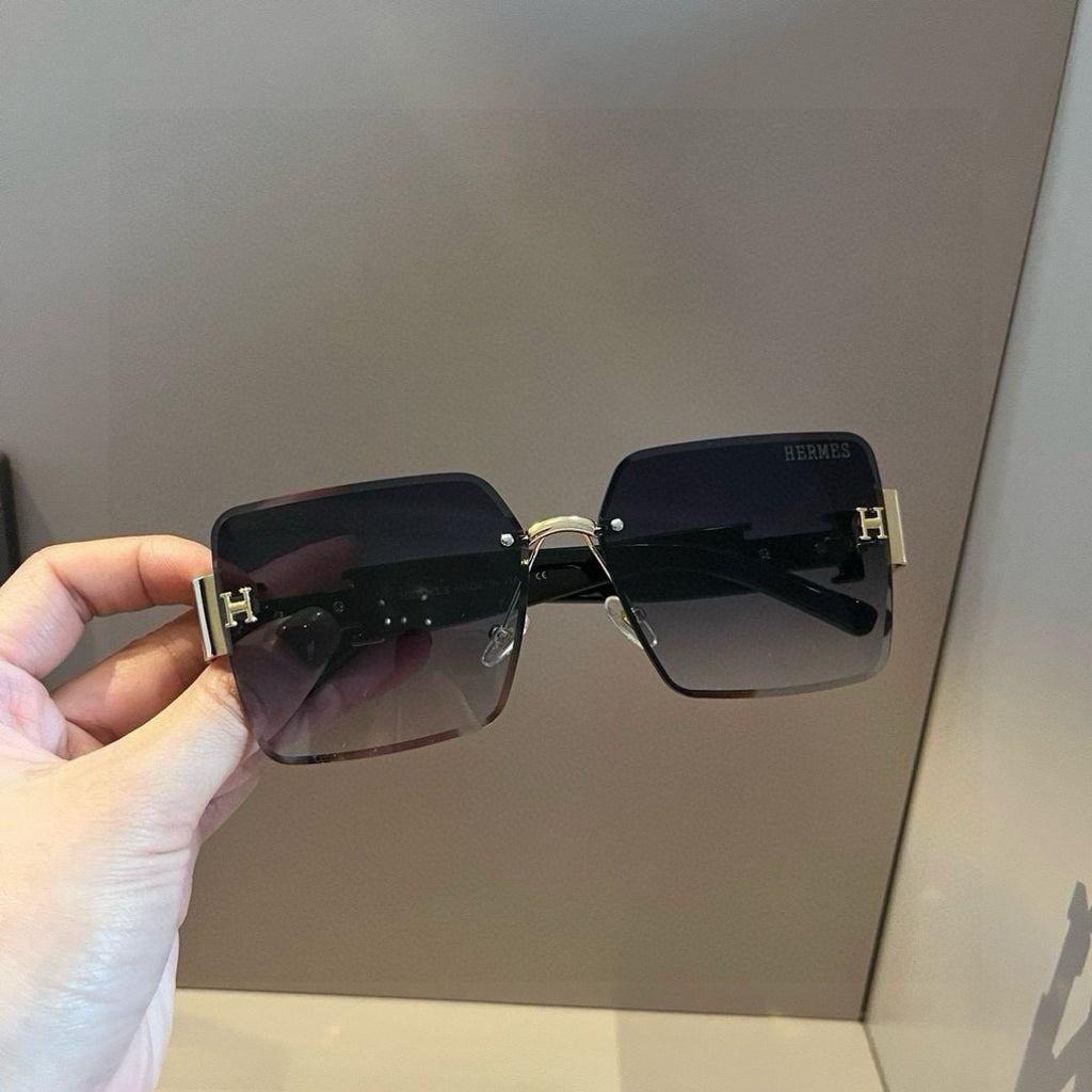 Hermès Oversized Gold Lens Sunglasses for Women - 416531 - detail image 5