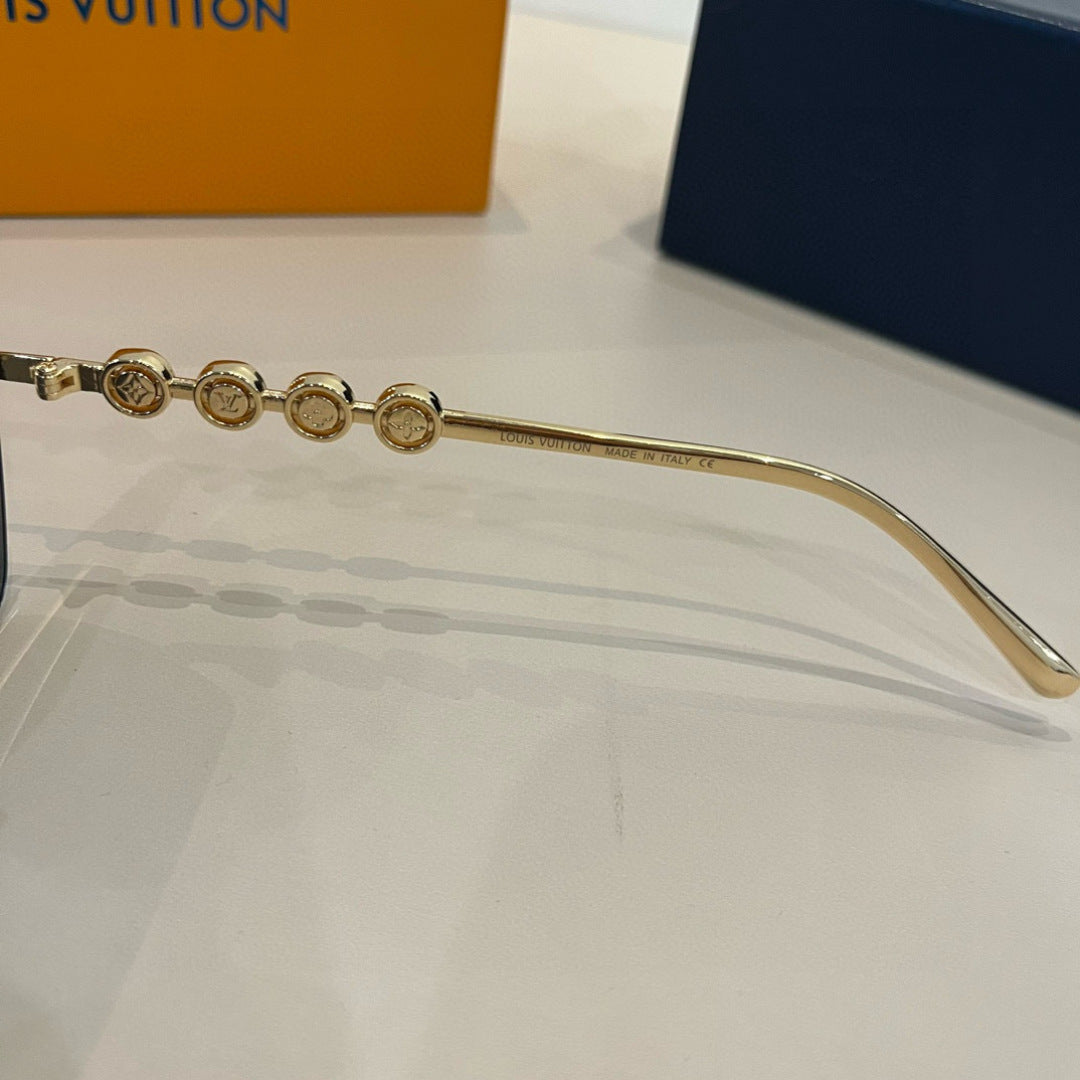 Louis Vuitton Fashion Silver Lens Sunglasses for Women - 414807 - detail image 8