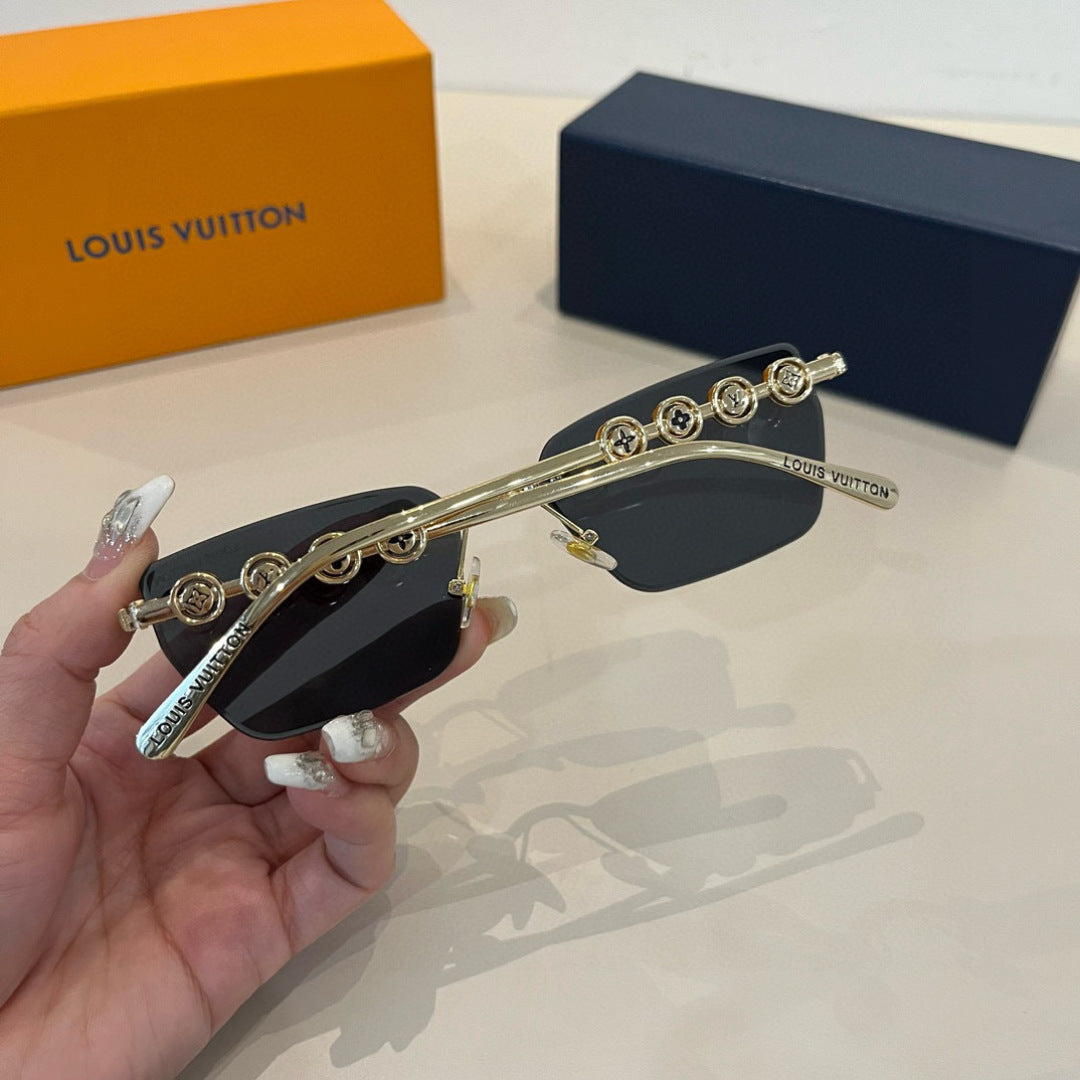 Louis Vuitton Fashion Silver Lens Sunglasses for Women - 414807 - detail image 6