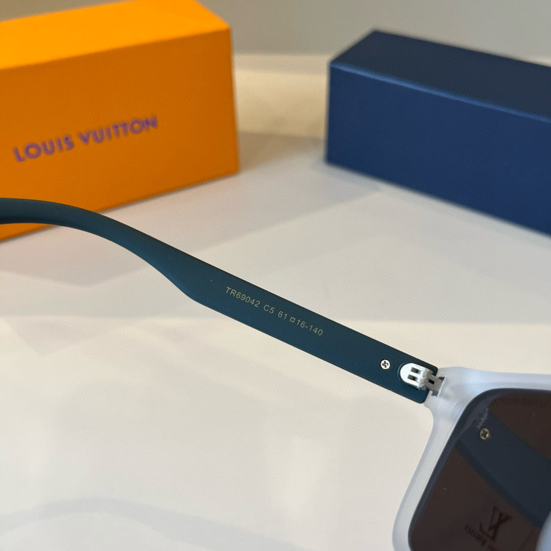 Louis Vuitton Metal Aviator Silver Lens Sunglasses for Men & Women - 414798 - detail image 10