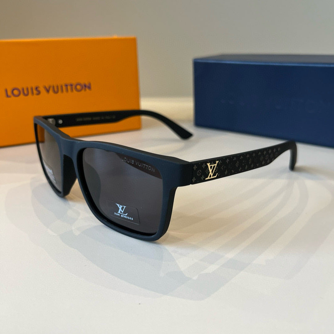 Louis Vuitton Metal Aviator Black Lens Sunglasses for Men & Women - 414799 - detail image 3