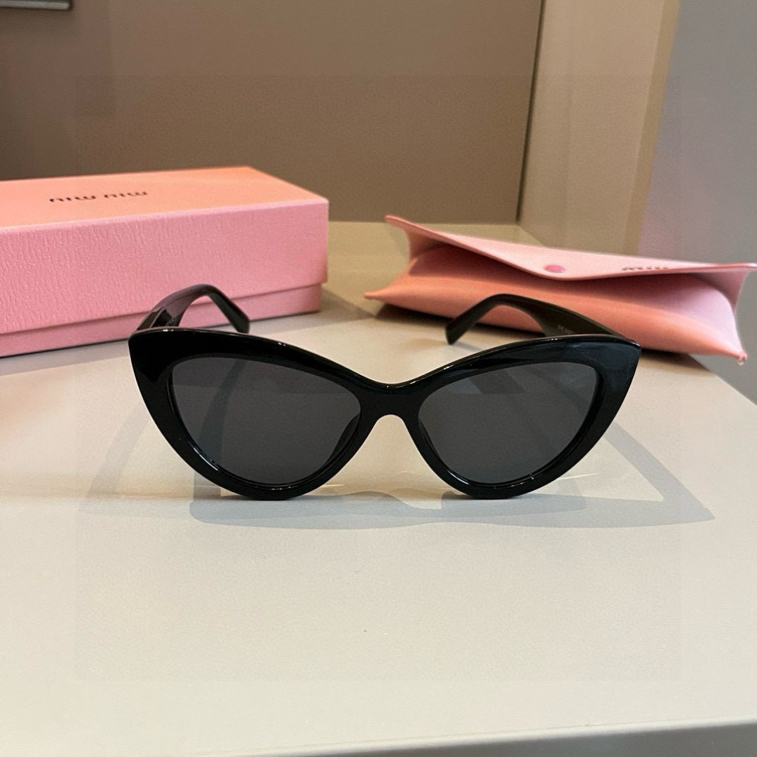 Miu Miu Cat-Eye Gold Lens Sunglasses for Men & Women - 416190 - detail image 3