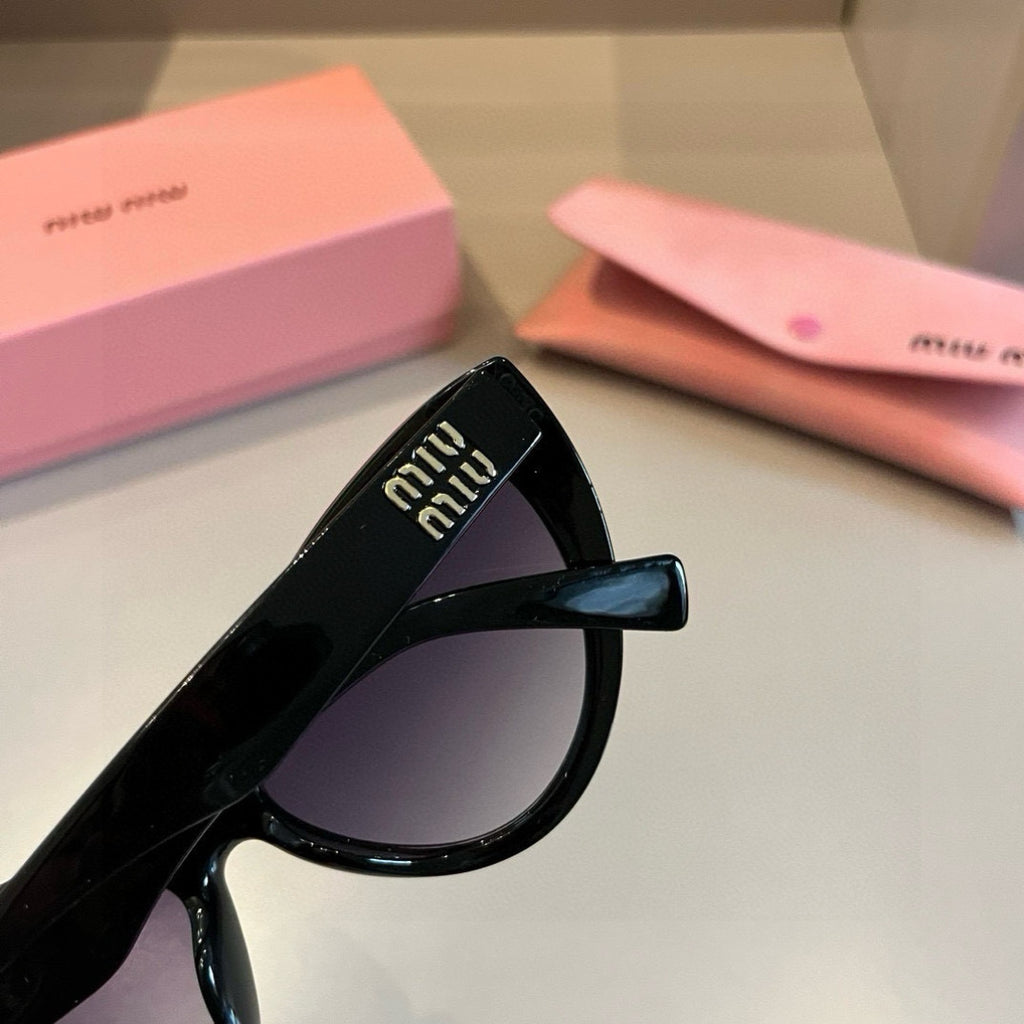 Miu Miu Cat-Eye Red Lens Sunglasses for Men & Women - 416192 - detail image 3