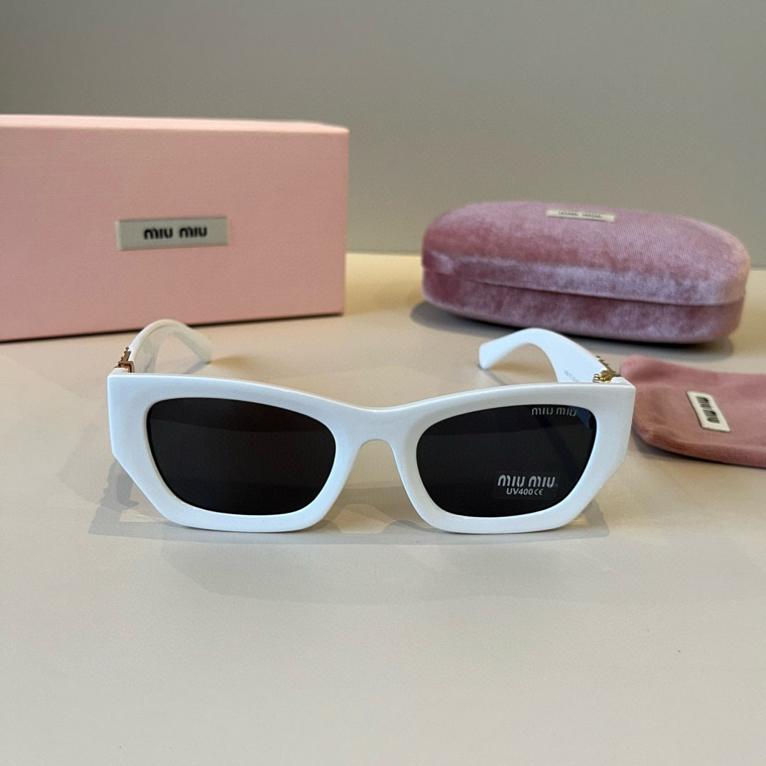 Miu Miu Fashion Gold Lens Sunglasses for Men & Women - 416193 - detail image 2
