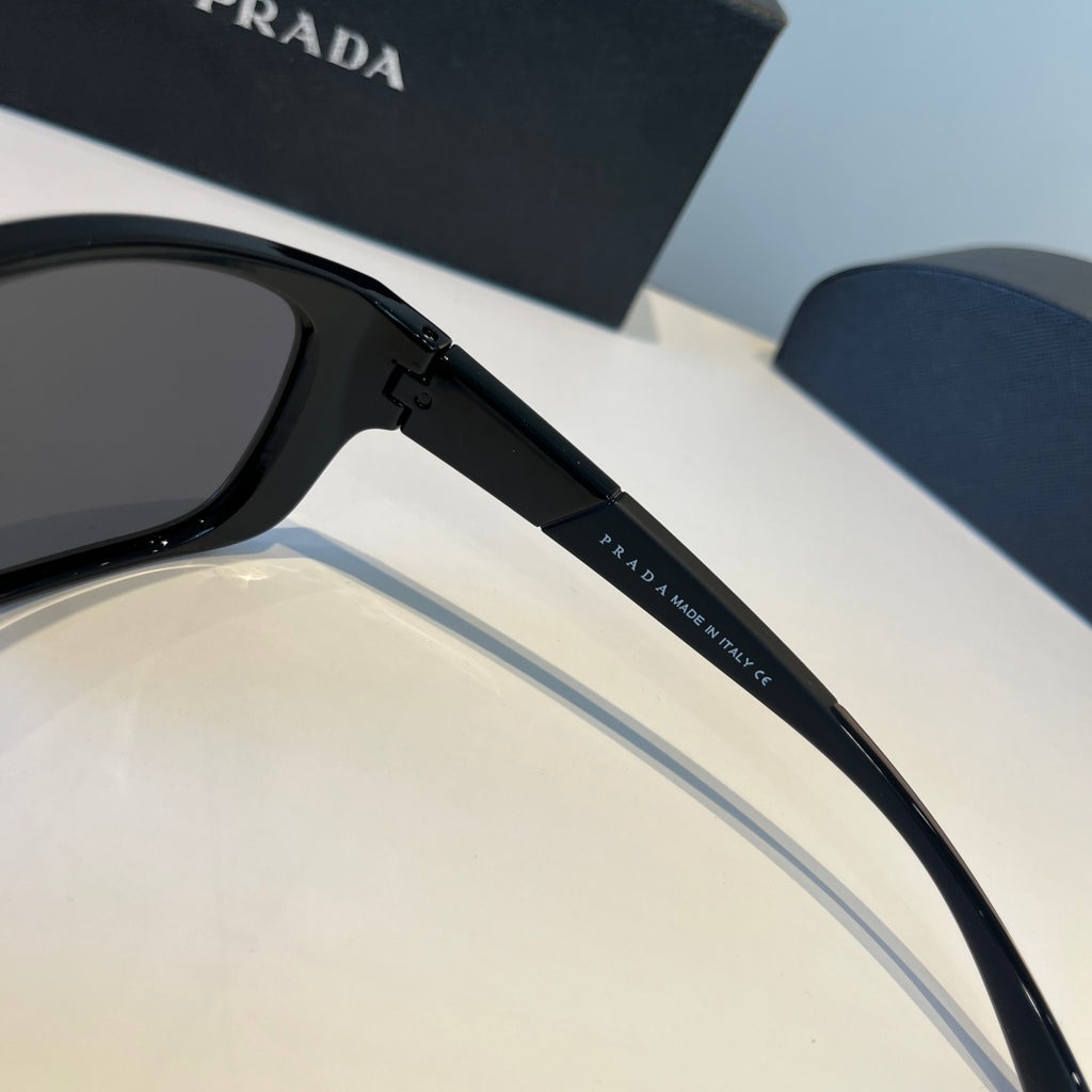 Prada Polarized Fashion Black Lens Sunglasses for Men - 358387 - detail image 4