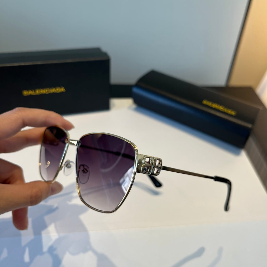 Balenciaga Rectangular Purple Lens Sunglasses for Men & Women - detail image 4