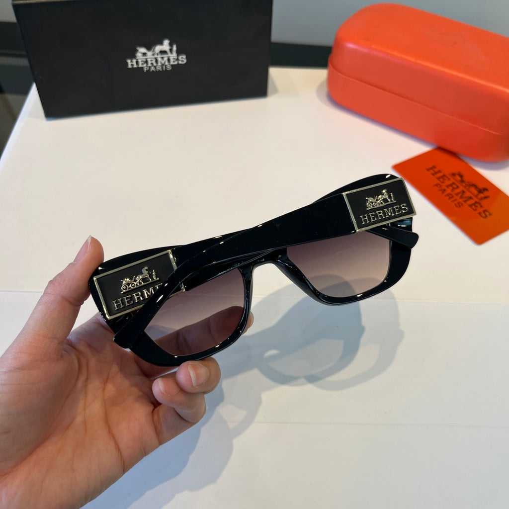 Hermès Oversized Black Lens Sunglasses for Women - 158681 - detail image 7