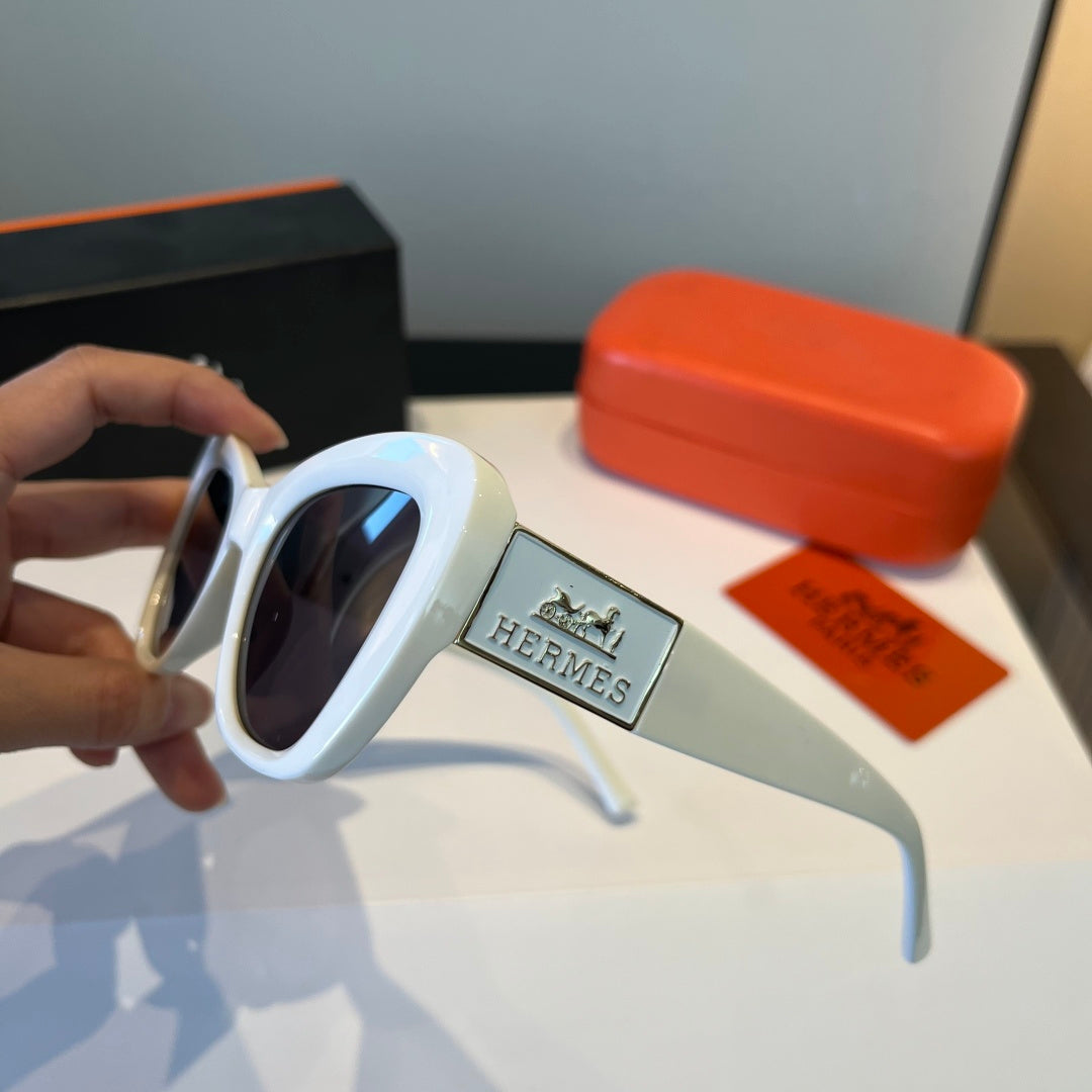 Hermès Oversized Silver Lens Sunglasses for Women - 158682 - detail image 4
