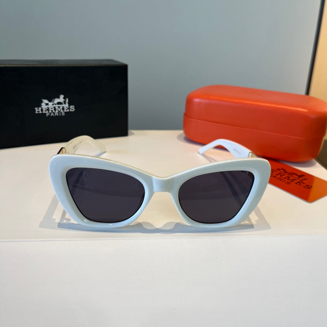 Hermès Oversized Silver Lens Sunglasses for Women - 158682 - detail image 2