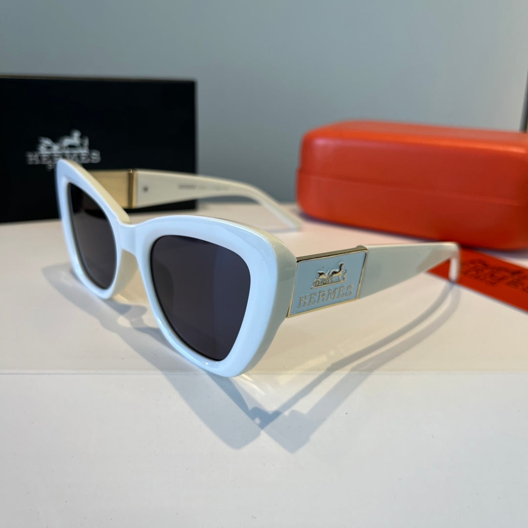 Hermès Oversized Silver Lens Sunglasses for Women - detail image 3