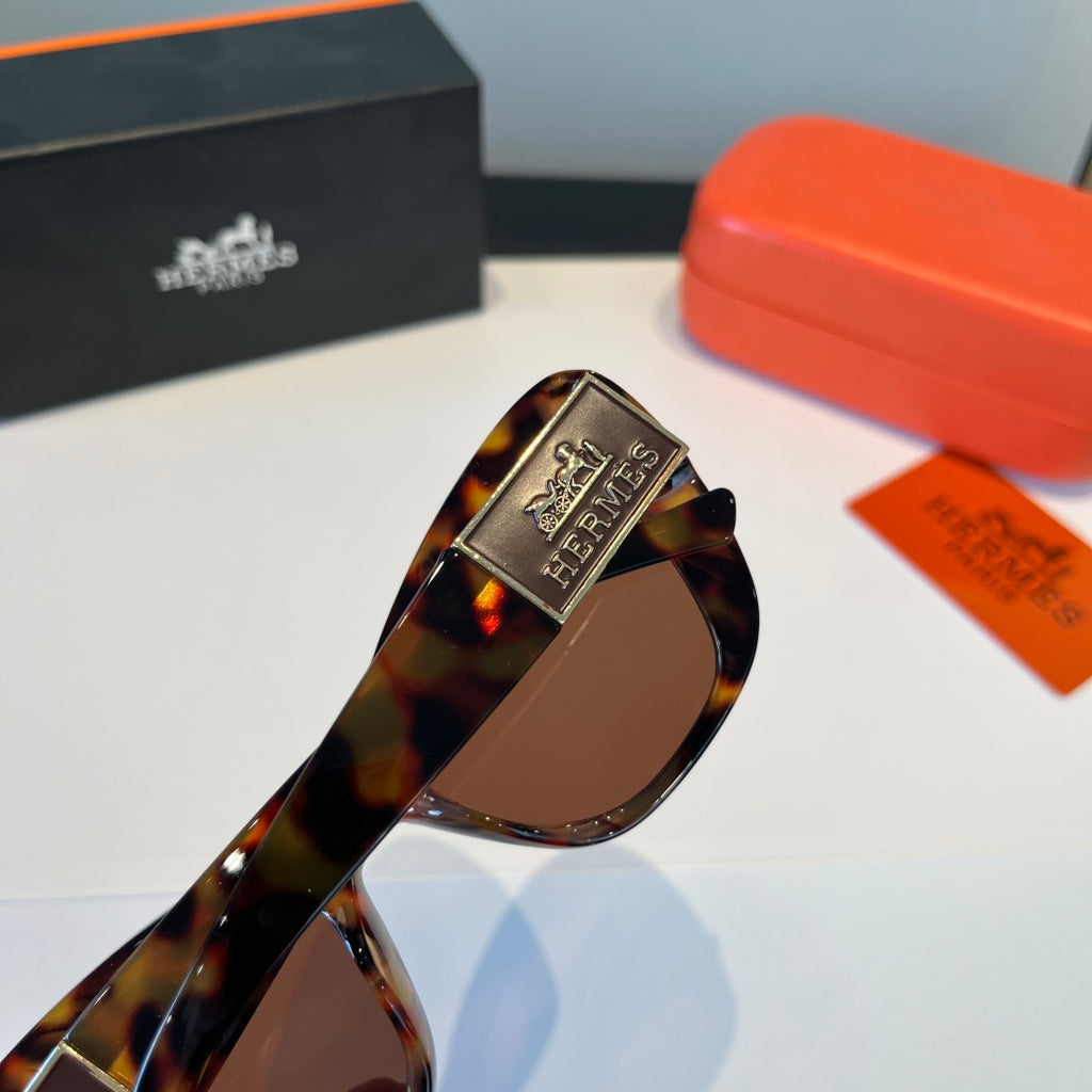 Hermès Oversized Black Lens Sunglasses for Women - 158683 - detail image 8