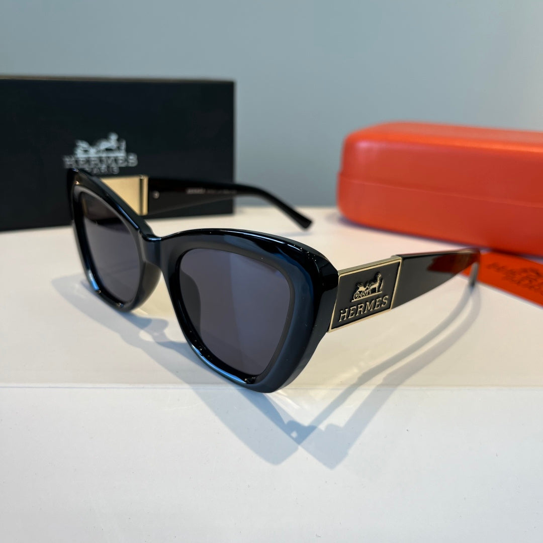 Hermès Oversized Black Lens Sunglasses for Women - detail image 3