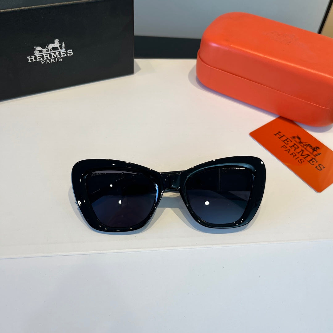 Hermès Oversized Black Lens Sunglasses for Women - detail image 9
