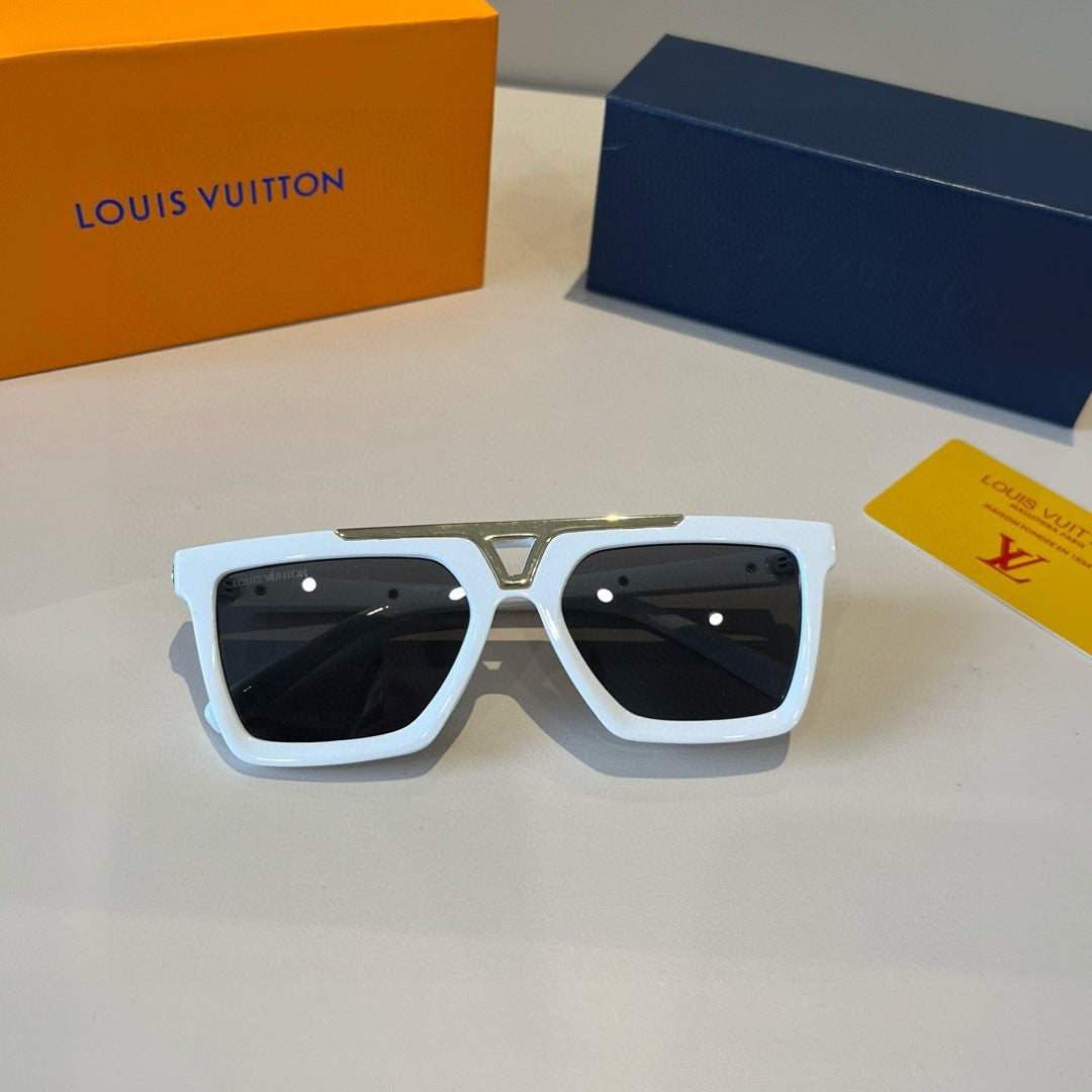 Louis Vuitton Fashion Silver Lens Sunglasses for Men - 381786 - detail image 8