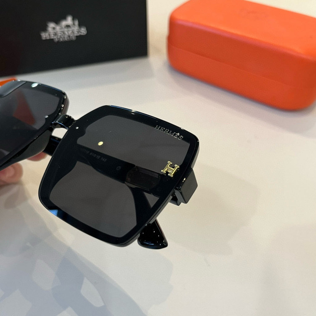 Hermès Round Black Lens Sunglasses for Women - 372644 - detail image 6