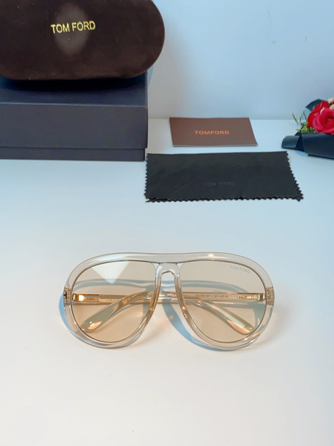 Tom Ford Aviator Gold Lens Sunglasses for Men & Women - detail image 9