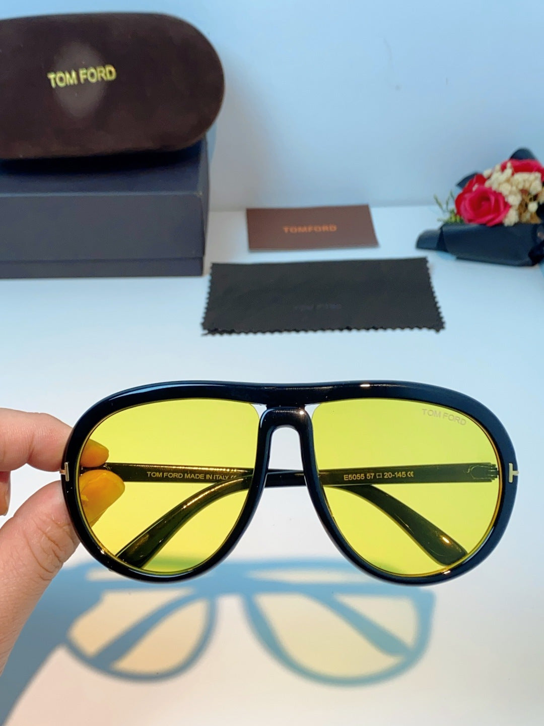 Tom Ford Aviator Black Lens Sunglasses for Men & Women - detail image 4