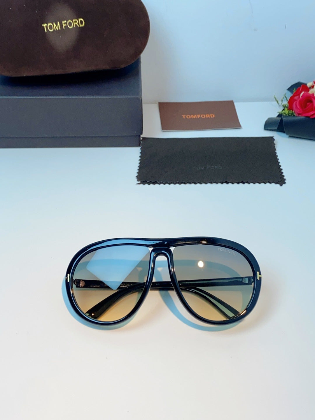 Tom Ford Aviator Blue Lens Sunglasses for Men & Women - detail image 9