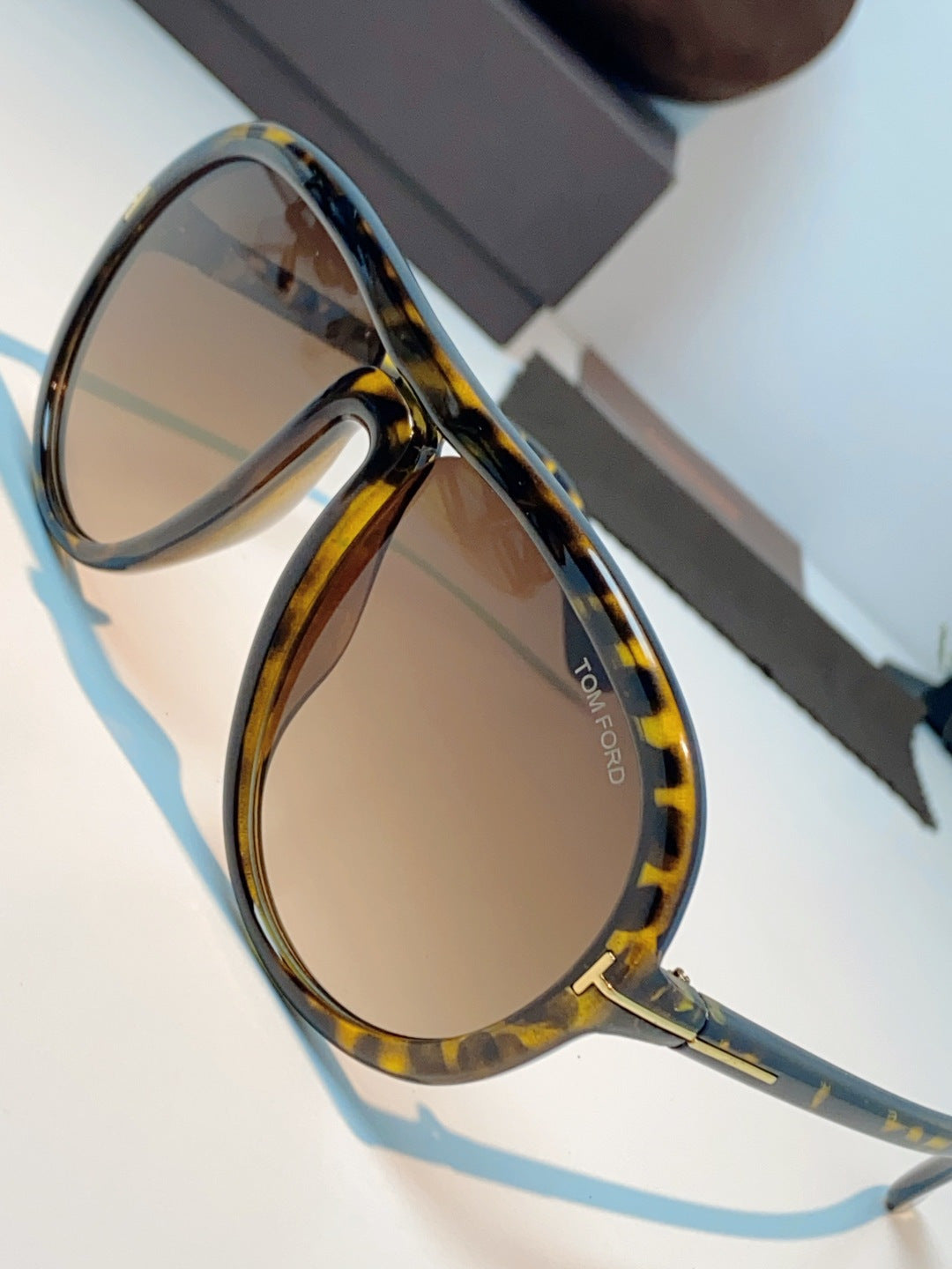 Tom Ford Aviator Brown Lens Sunglasses for Men & Women - 432857 - detail image 7