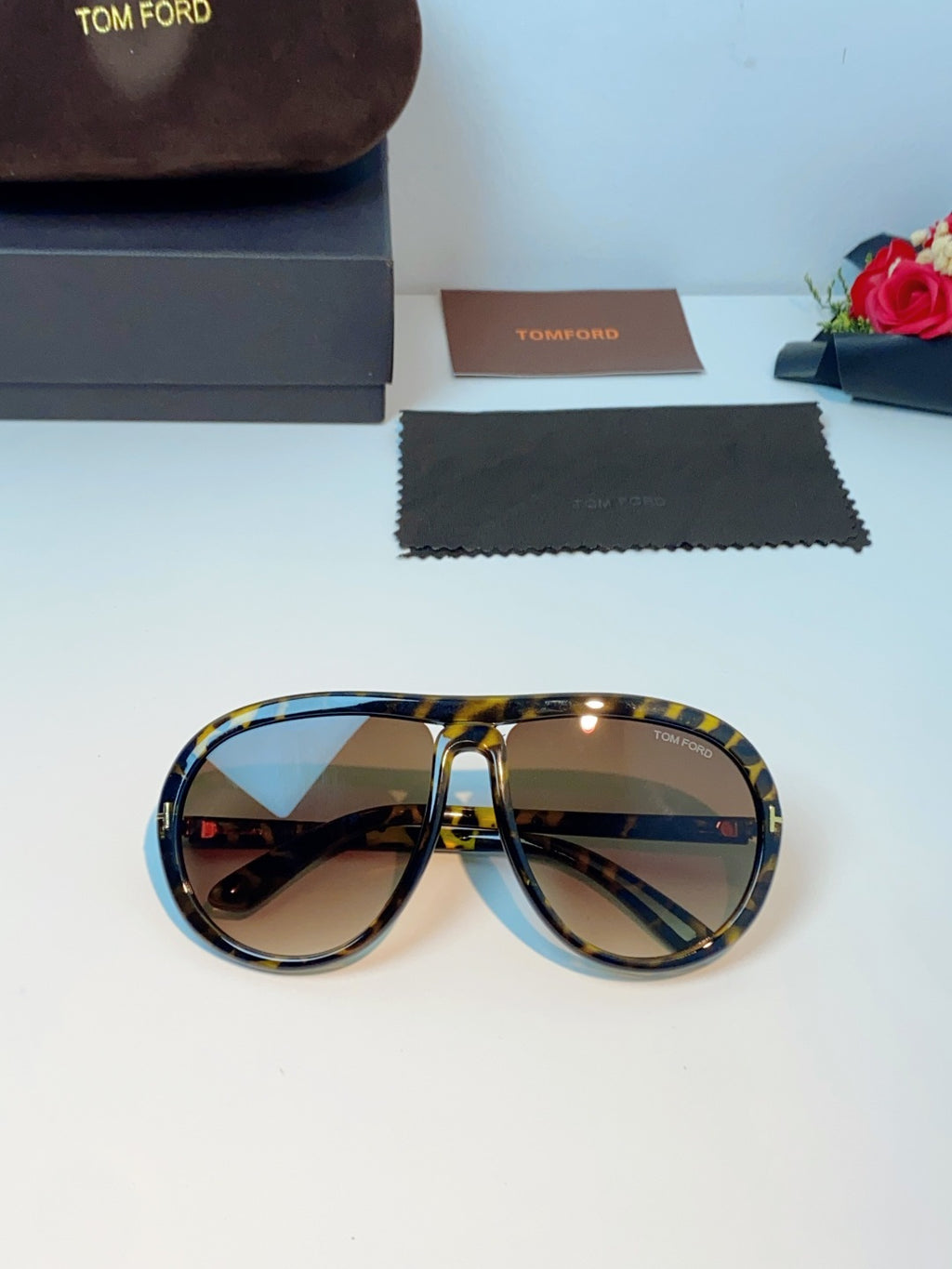 Tom Ford Aviator Brown Lens Sunglasses for Men & Women - 432857 - detail image 9