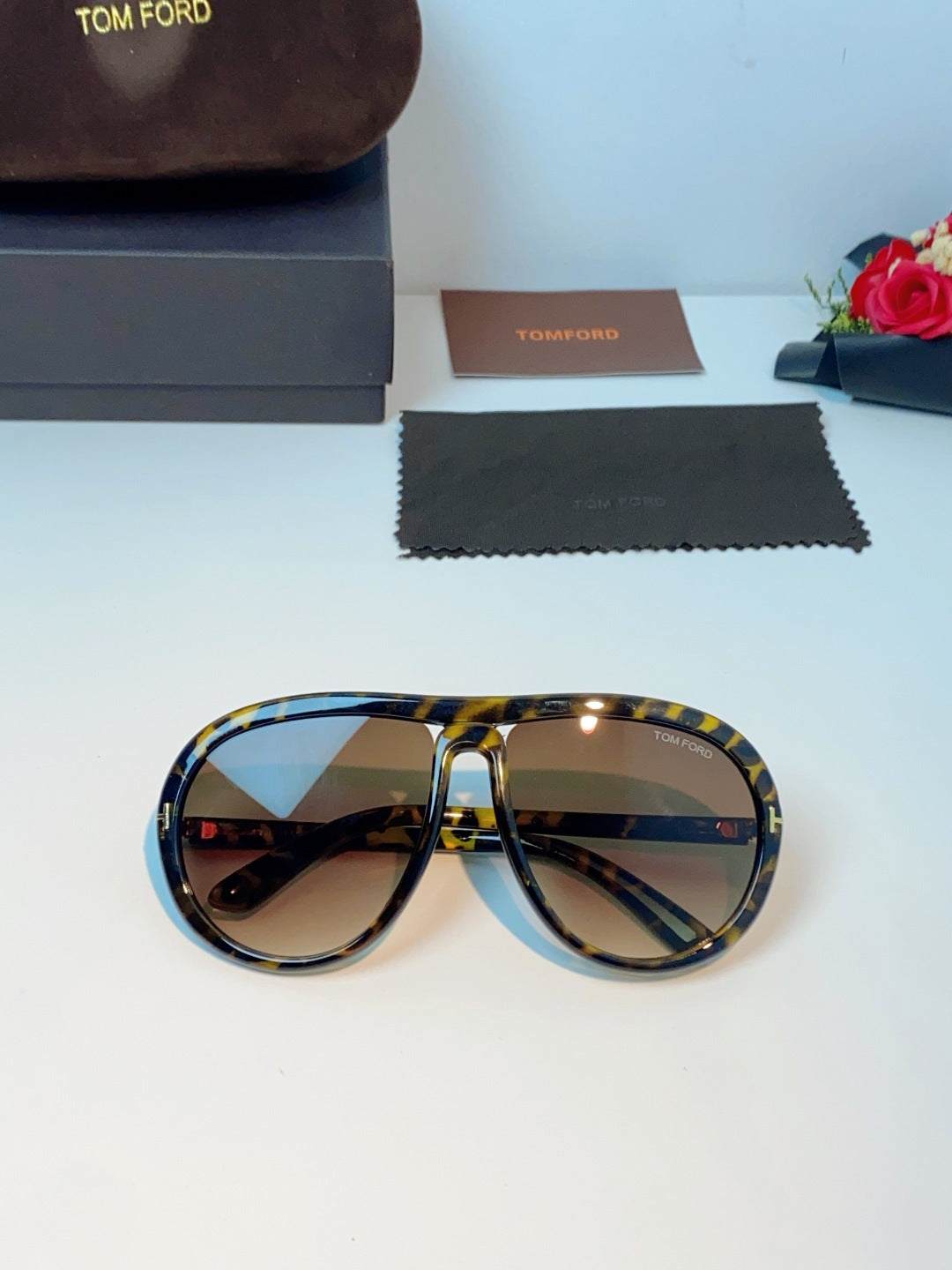 Tom Ford Aviator Brown Lens Sunglasses for Men & Women - 432857 - detail image 9