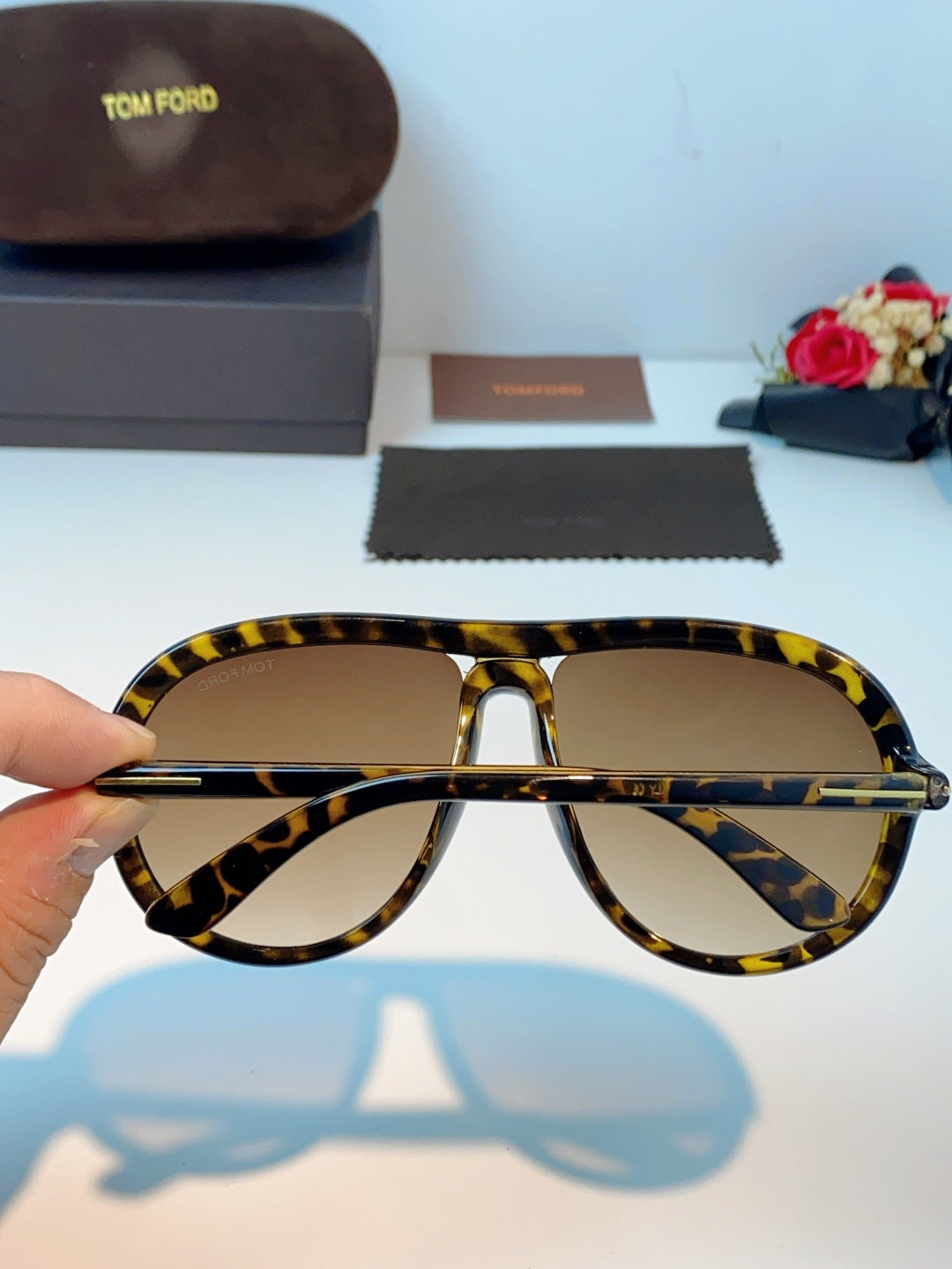 Tom Ford Aviator Brown Lens Sunglasses for Men & Women - 432857 - detail image 5