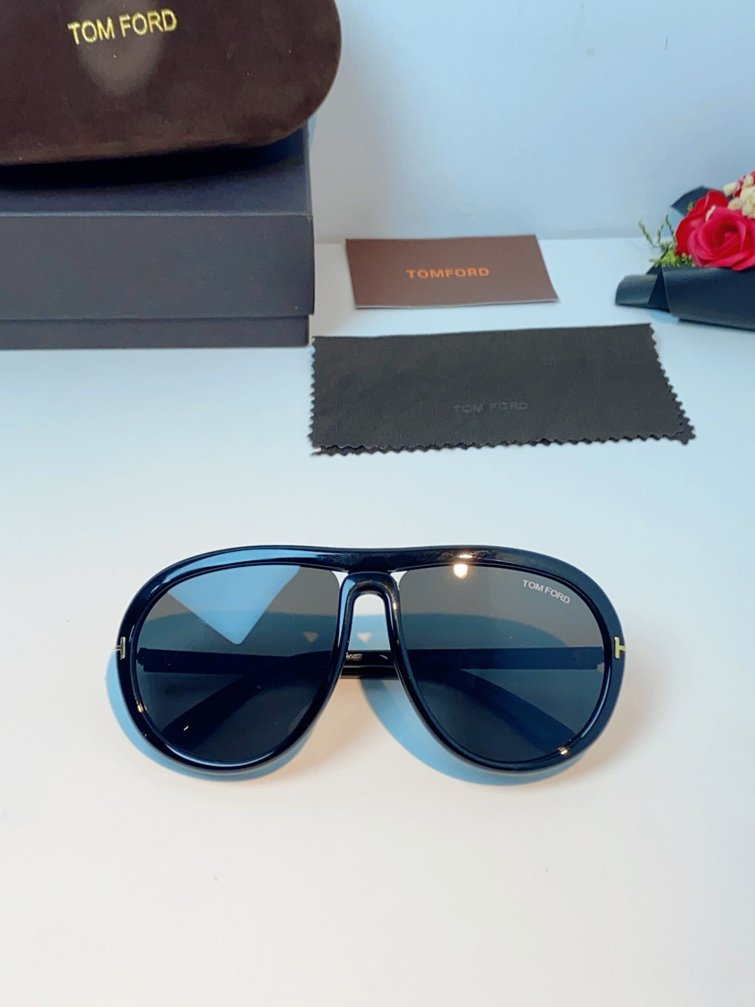 Tom Ford Aviator Brown Lens Sunglasses for Men & Women - detail image 9