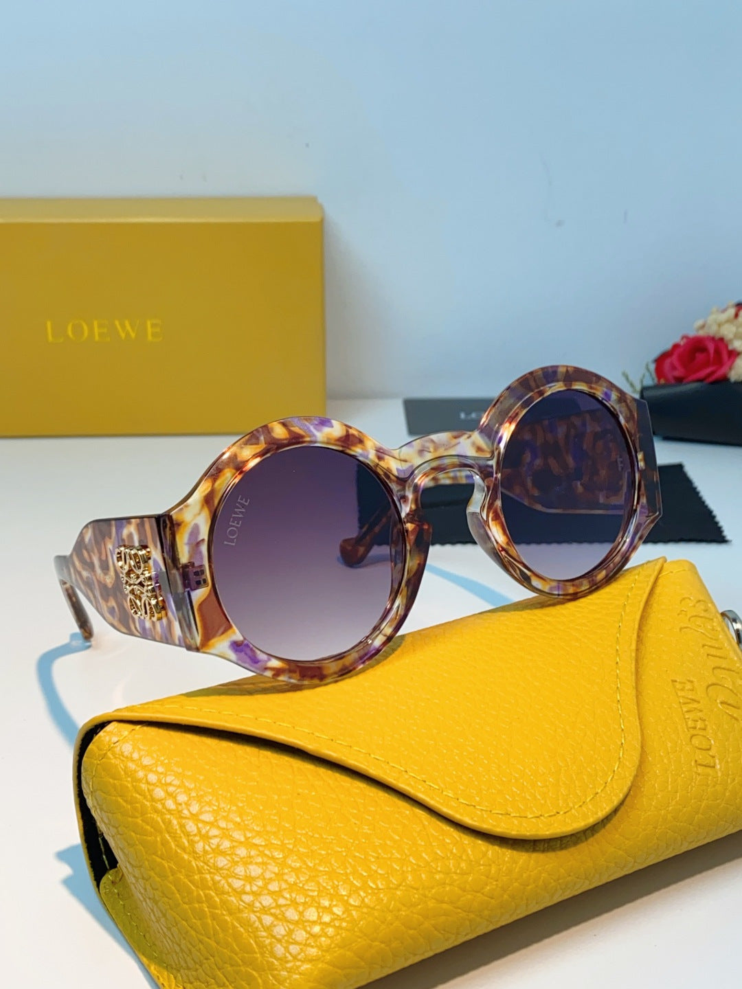 Loewe Round Brown Lens Sunglasses for Women - detail image 10