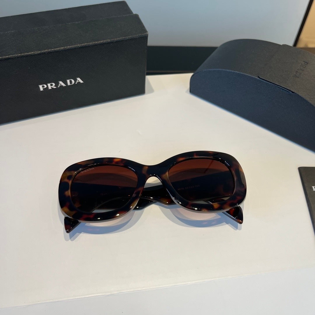 Prada Fashion Black Lens Sunglasses for Men & Women - 158436 - detail image 7