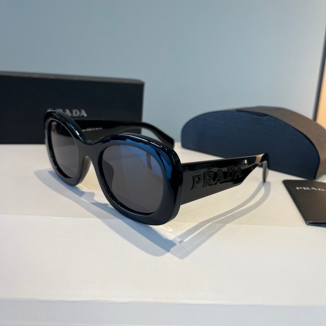 Prada Fashion Black Lens Sunglasses for Men & Women - 158439 - detail image 3