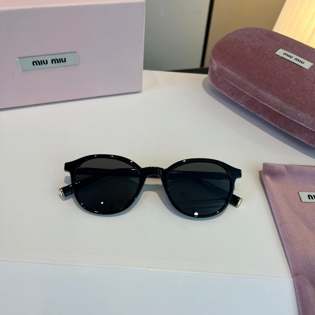 Miu Miu SMUO7S Square Black Lens Sunglasses for Men & Women - 466075 - detail image 5