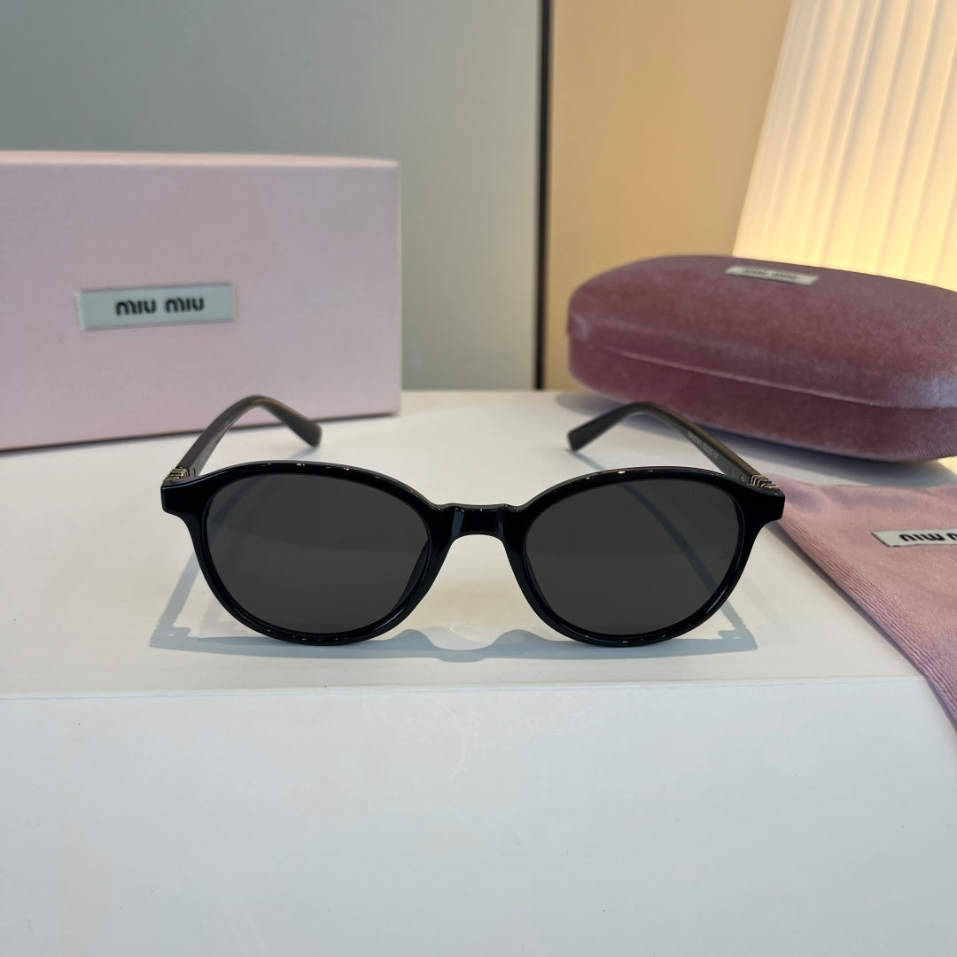 Miu Miu SMUO7S Square Black Lens Sunglasses for Men & Women - 466075 - detail image 2