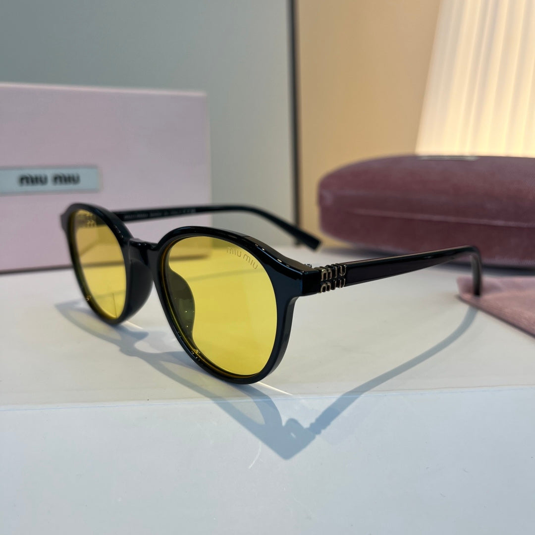 Miu Miu SMUO7S Square Brown Lens Sunglasses for Men & Women - 466077 - detail image 3