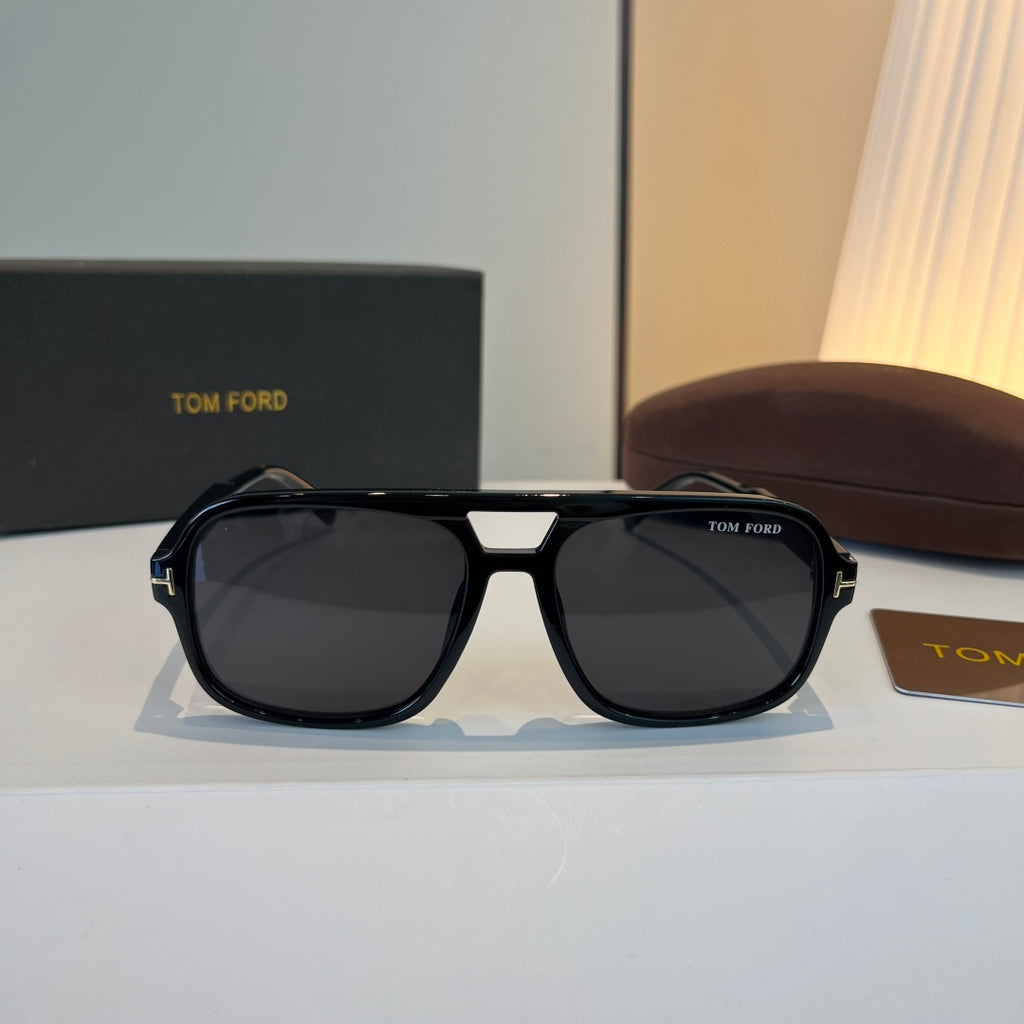 Tom Ford Fashion Black Lens Sunglasses for Men & Women - 466308 - detail image 2
