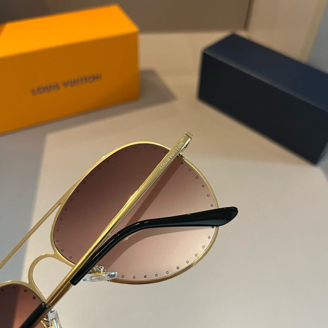 Louis Vuitton Metal Aviator Gold Lens Sunglasses for Men & Women - 414808 - detail image 10