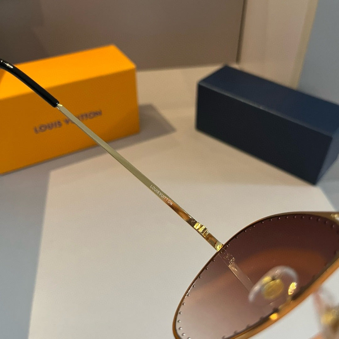 Louis Vuitton Metal Aviator Gold Lens Sunglasses for Men & Women - 414808 - detail image 9