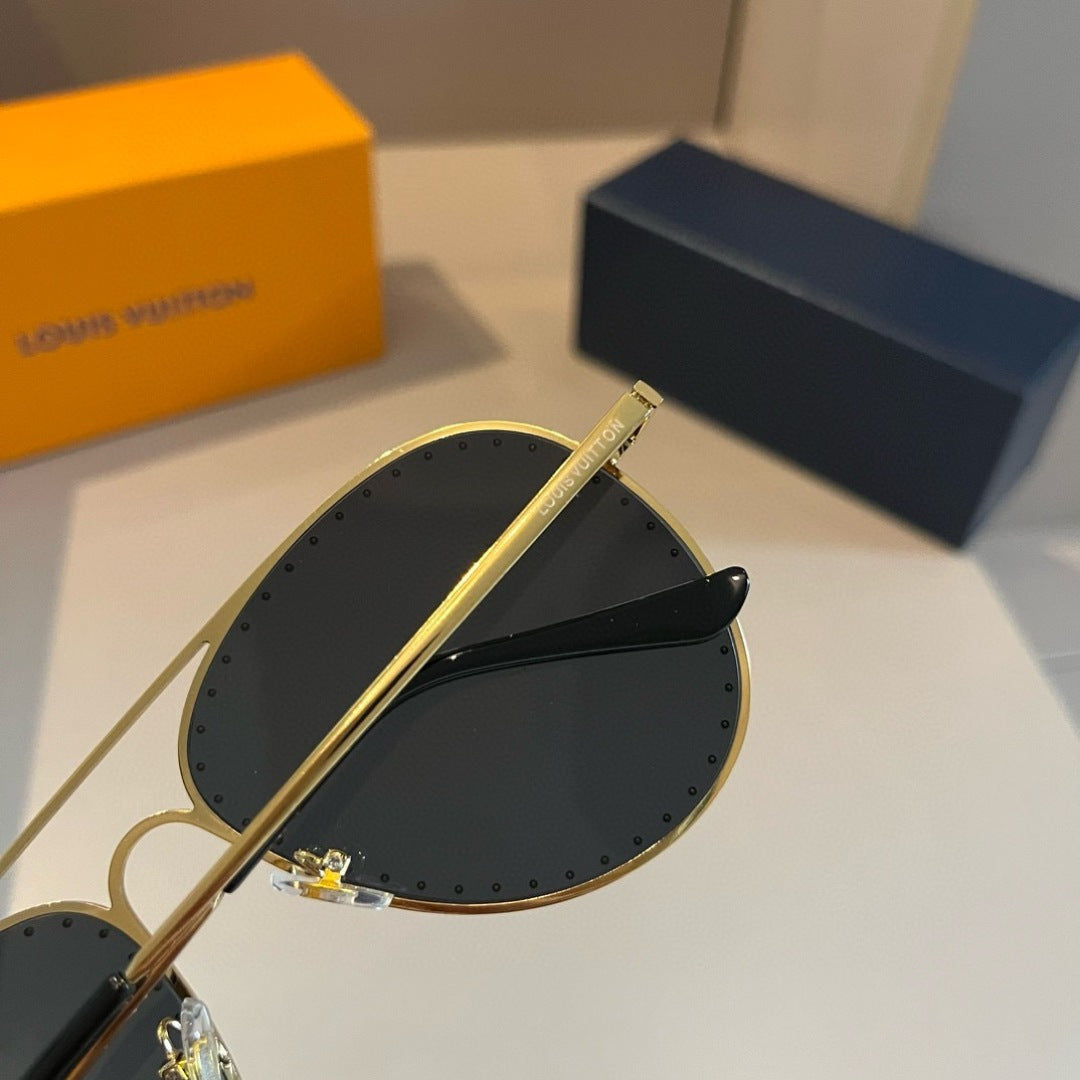 Louis Vuitton Metal Aviator Gold Lens Sunglasses for Men & Women - 414809 - detail image 8