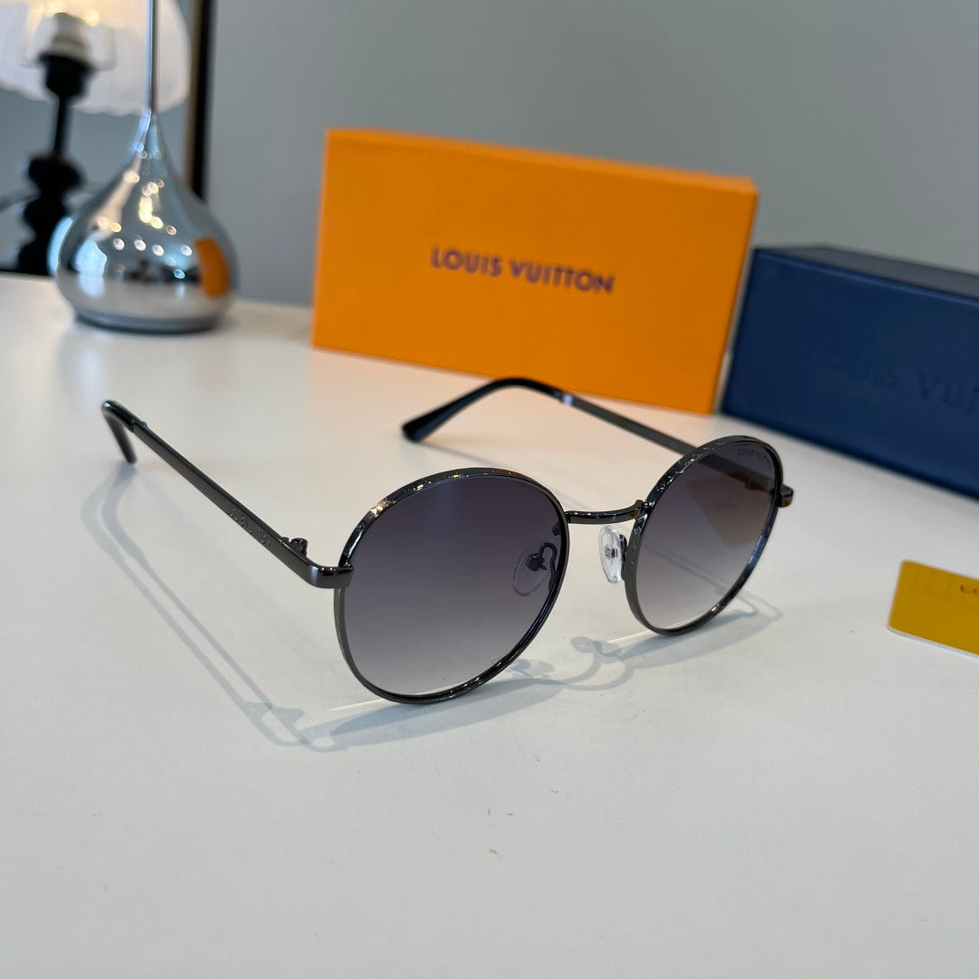 Louis Vuitton Fashion Silver Lens Sunglasses for Men & Women - 371273