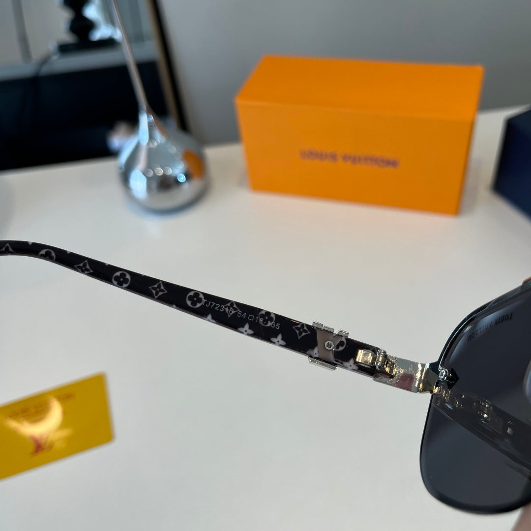 Louis Vuitton Metal Aviator Silver Lens Sunglasses for Men & Women - 371277 - detail image 9