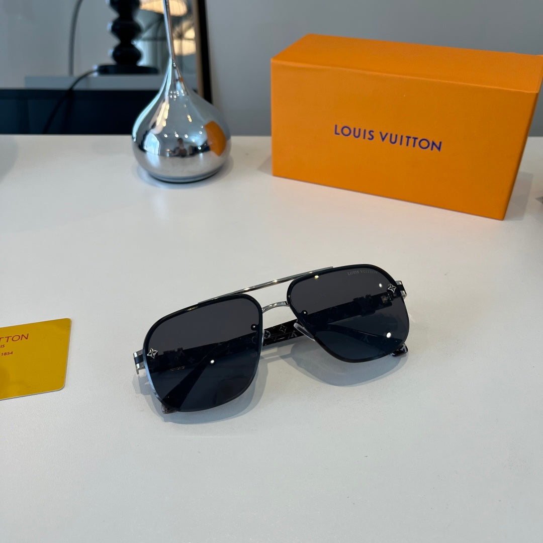 Louis Vuitton Metal Aviator Silver Lens Sunglasses for Men & Women - 371277 - detail image 4