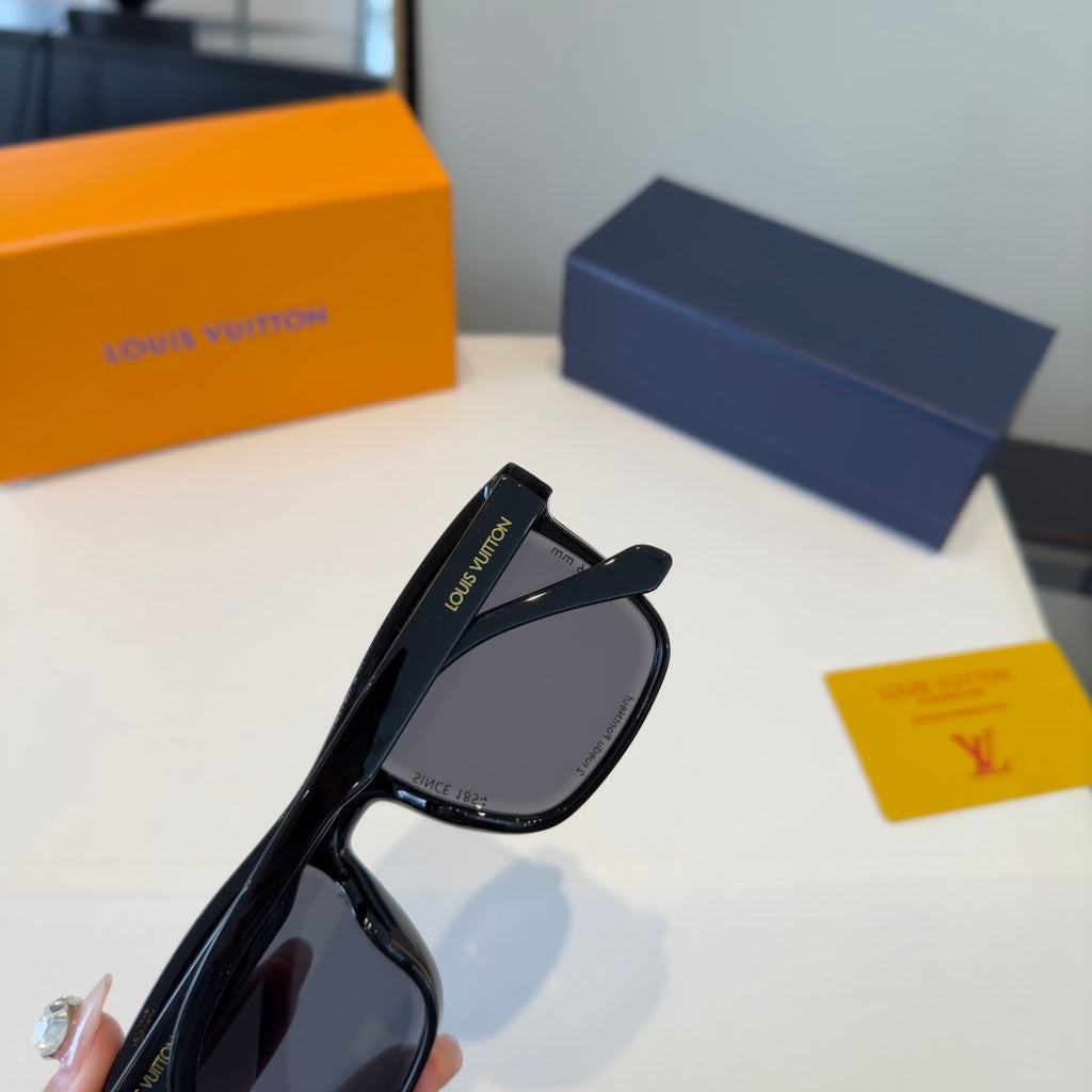 Louis Vuitton Fashion Black Lens Sunglasses for Men & Women - 371279 - detail image 7