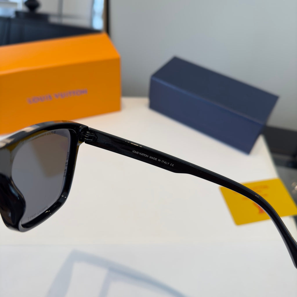 Louis Vuitton Fashion Black Lens Sunglasses for Men & Women - 371279 - detail image 10