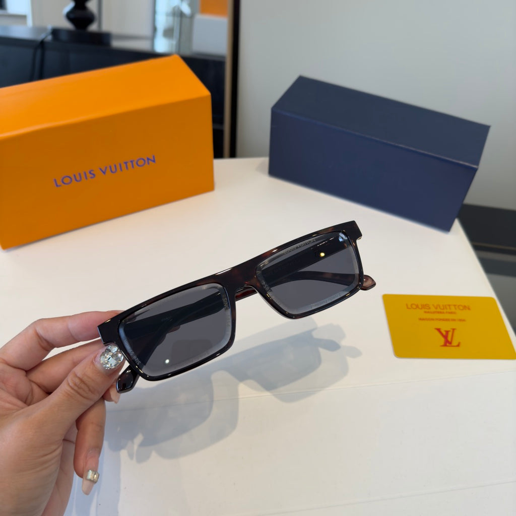 Louis Vuitton Fashion Black Lens Sunglasses for Men & Women - 371281 - detail image 6