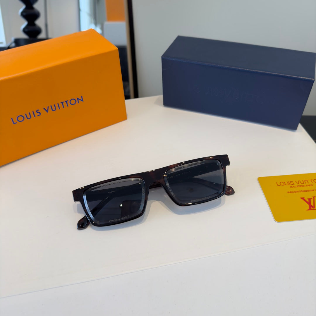 Louis Vuitton Fashion Black Lens Sunglasses for Men & Women - 371281 - detail image 5