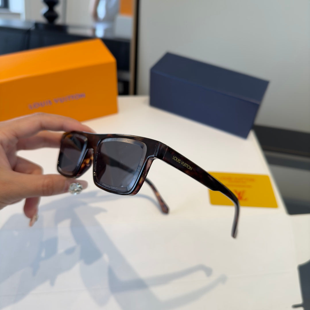 Louis Vuitton Fashion Black Lens Sunglasses for Men & Women - 371281 - detail image 4