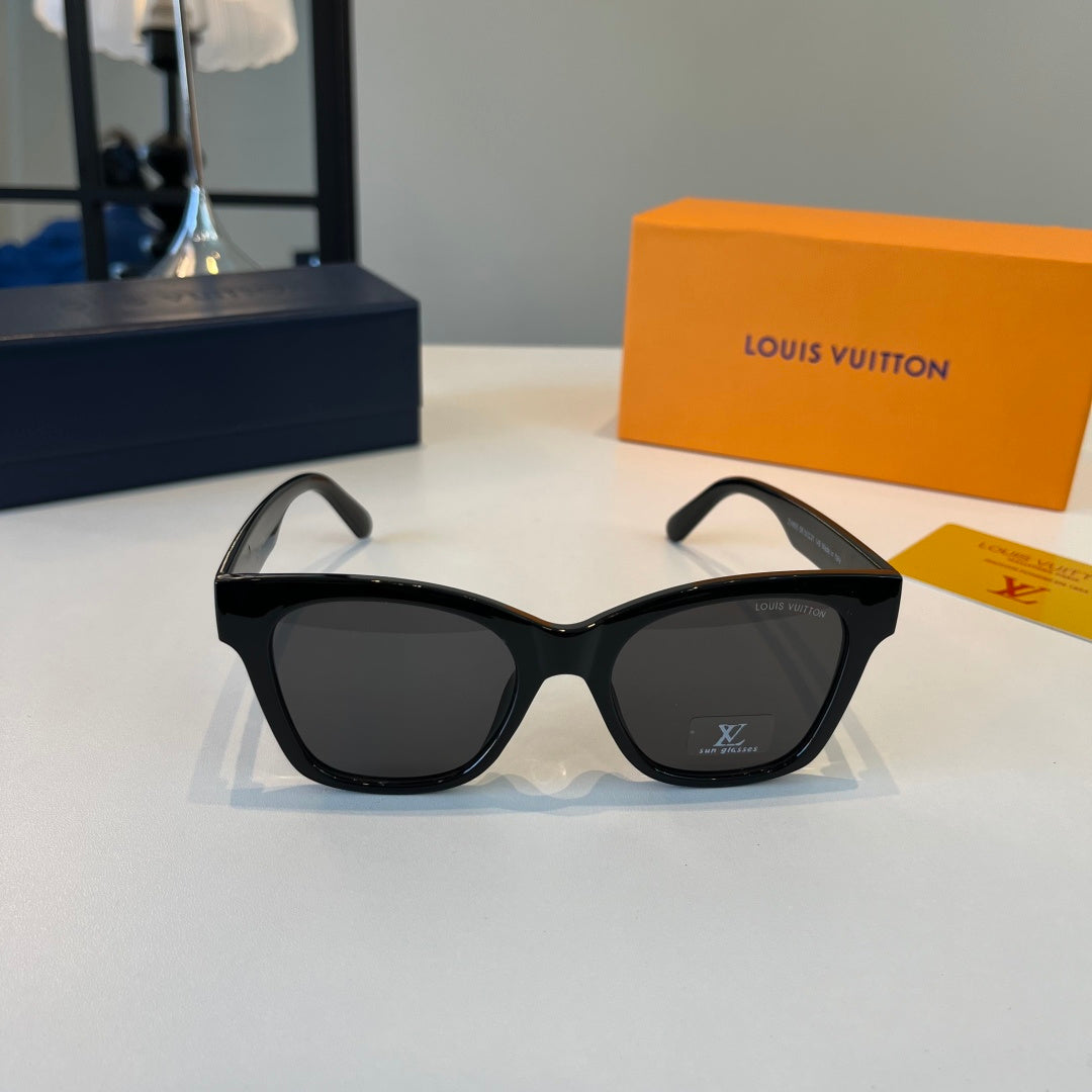 Louis Vuitton Metal Fashion Black Lens Sunglasses for Men & Women - 398176 - detail image 2